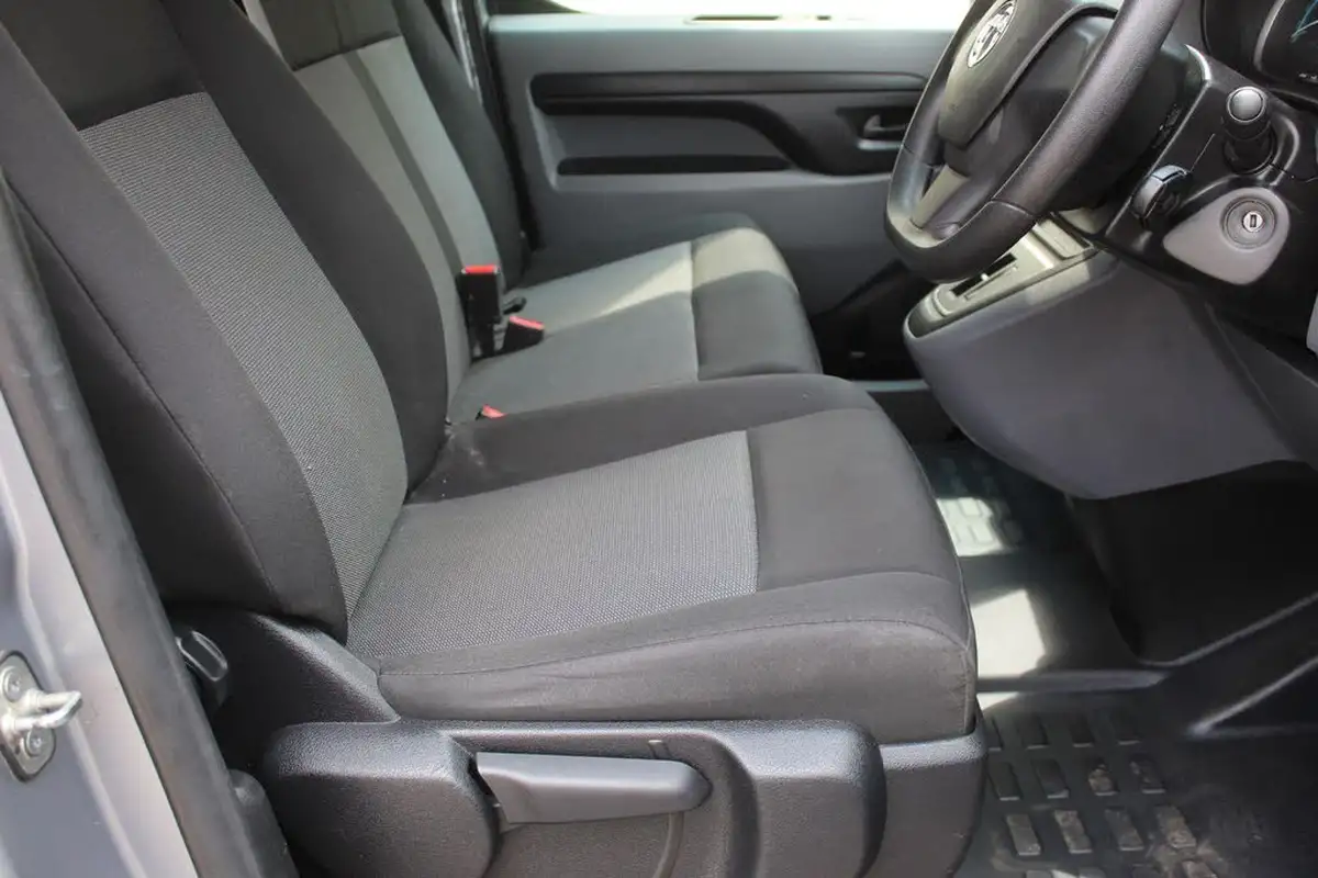 2021-vauxhall-vivaro-life-e-edition-l-big-21