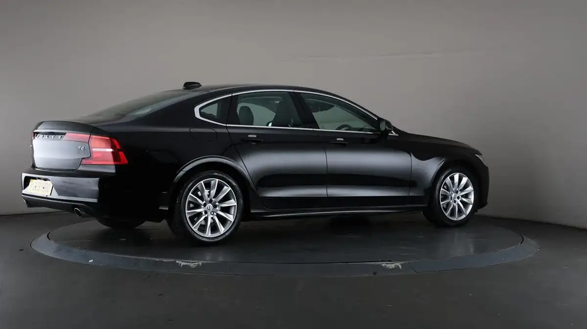 2020-volvo-s90-20-t4-momentum-plus-big-65