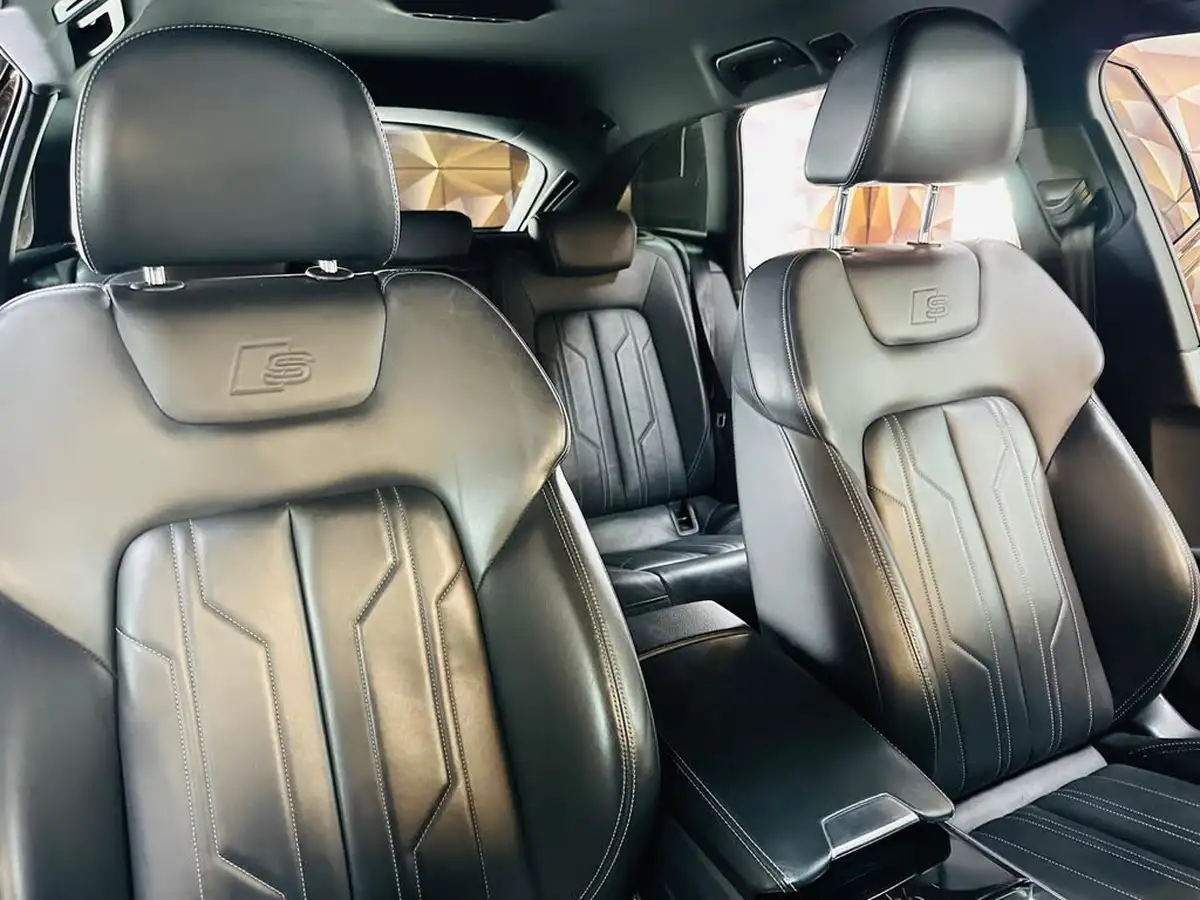 2022-audi-a6-avant-20-40-tfsi-black-edition-big-65