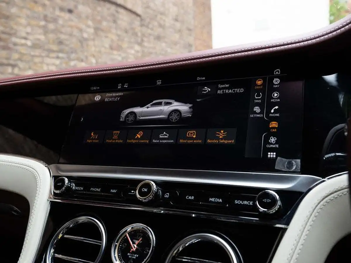 2022-bentley-continental-40-gt-v8-coupe-big-27