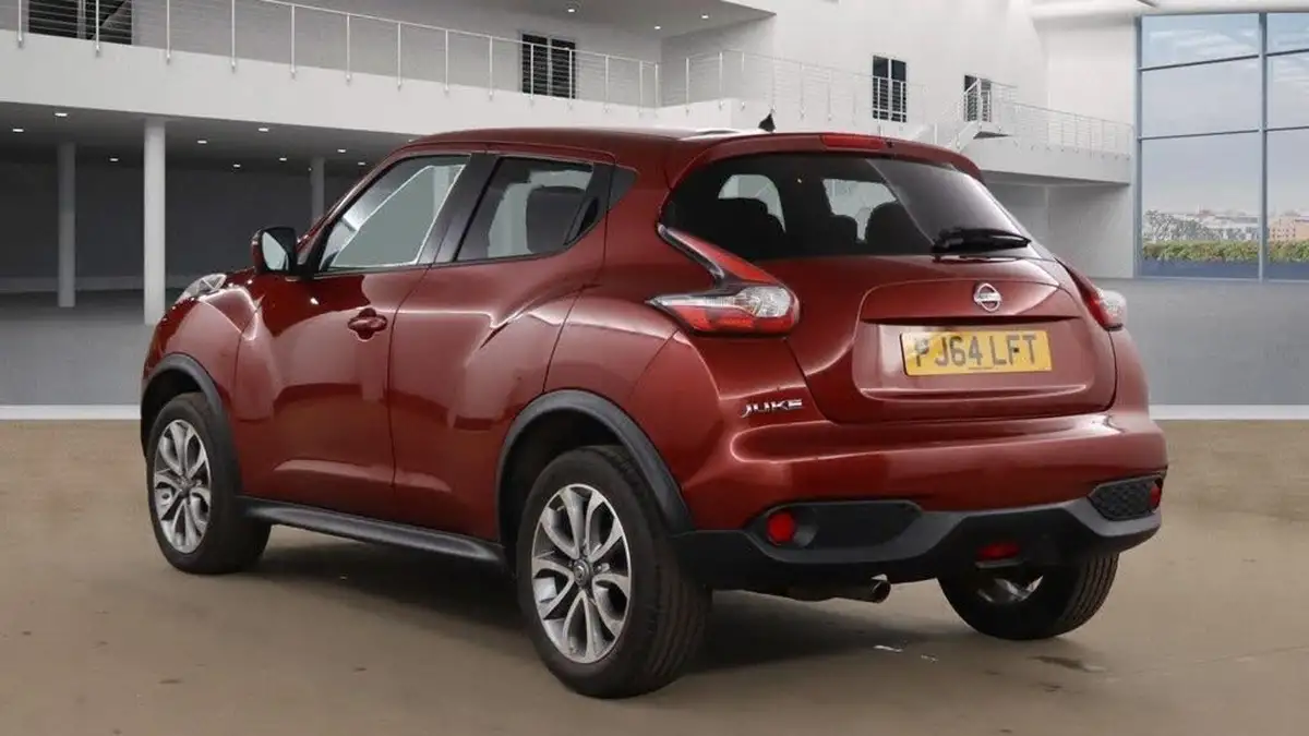 2014-nissan-juke-16-tekna-117ps-1598cc-xtronic-cvt-big-3