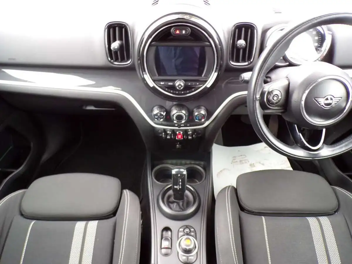2019-mini-countryman-20-cooper-s-classic-auto-big-11