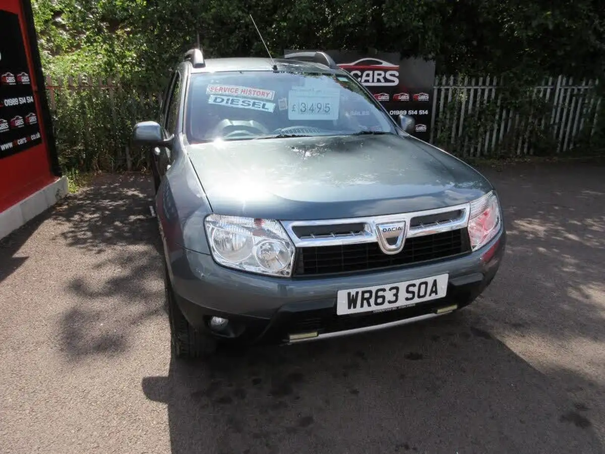 2013-dacia-duster-15d-laureate-107bhp-big-0
