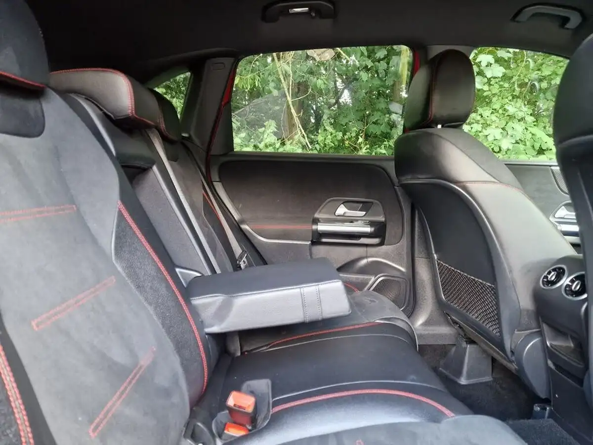 2020-mercedes-benz-b-class-20d-b200d-amg-line-big-43