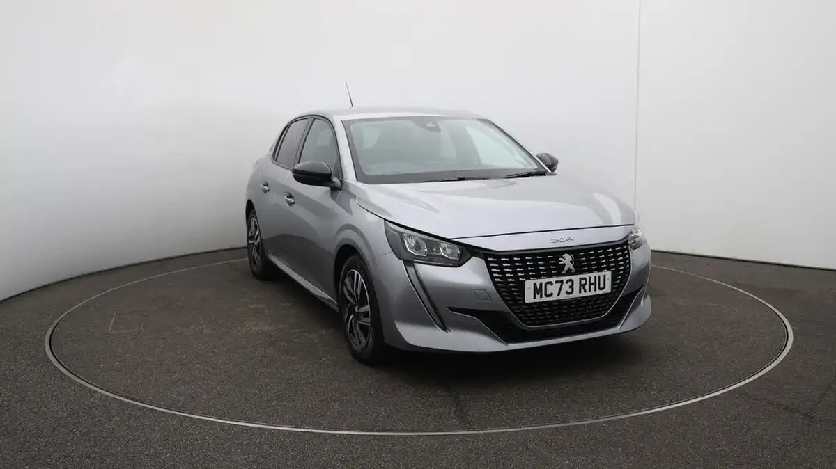 2023-peugeot-208-12-puretech-allure-premium-100ps-big-41