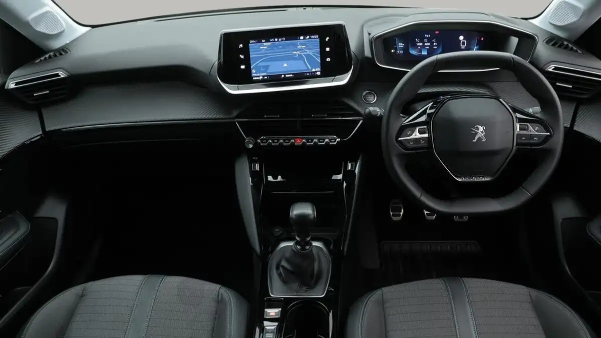 2023-peugeot-208-12-puretech-allure-premium-100ps-big-13