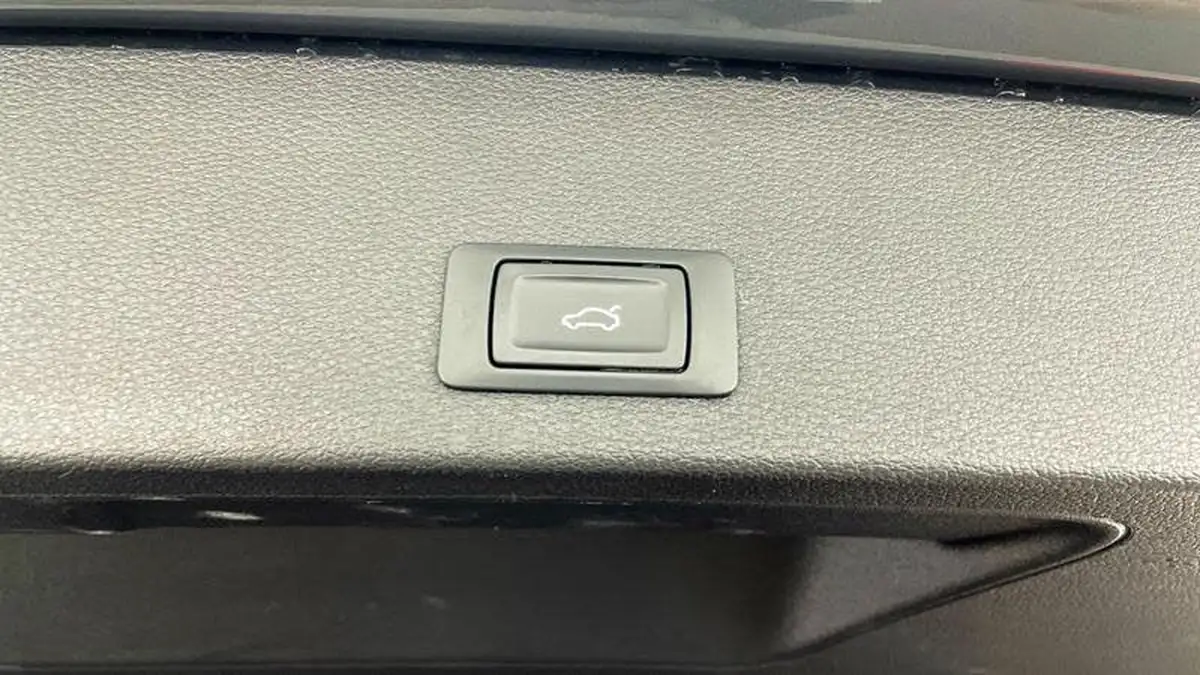 2019-audi-q2-16-30-tdi-s-line-big-31