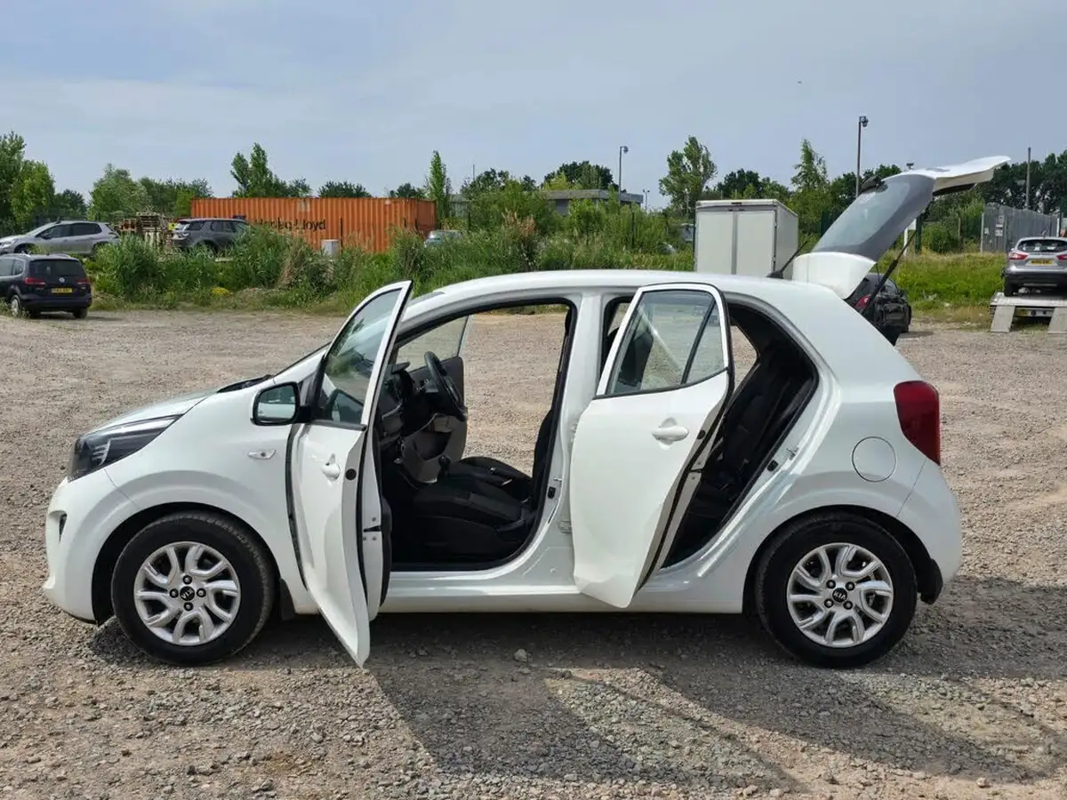 2018-kia-picanto-125-2-84bhp-adap-auto-big-10