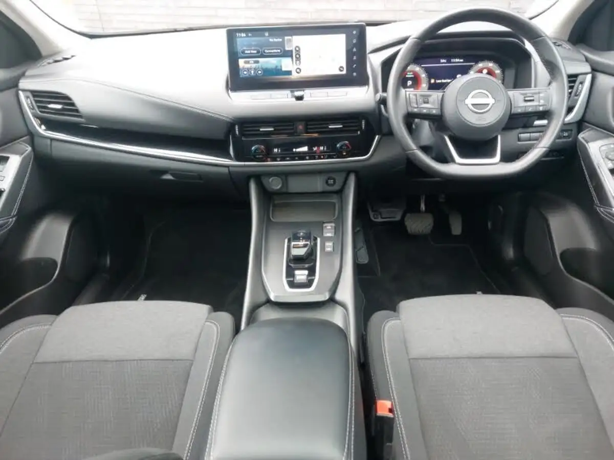 2024-nissan-qashqai-15-n-connecta-big-2