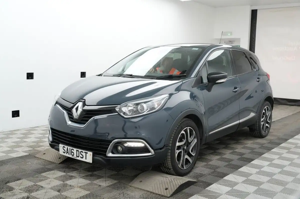 2016-renault-captur-15dci-dynamique-s-nav-110bhp-energy-ss-big-1