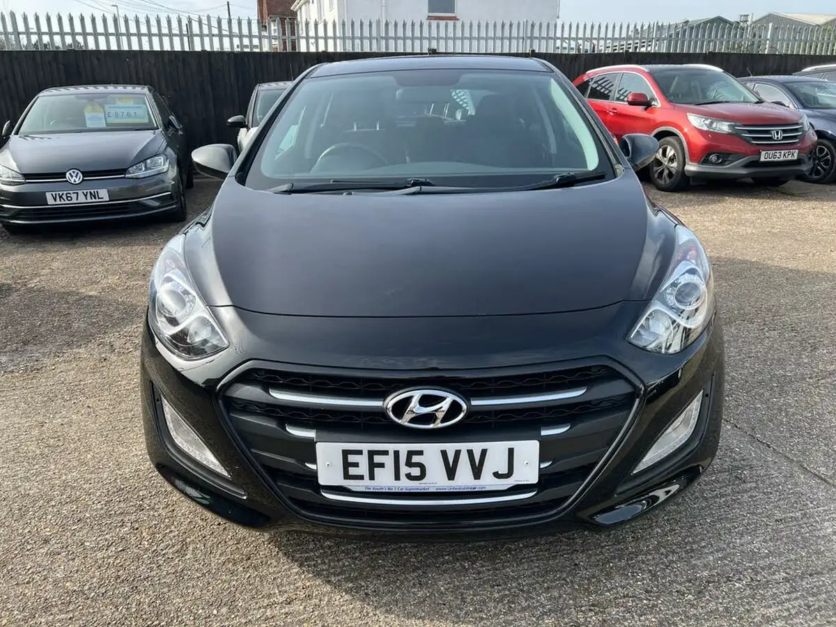 2015-hyundai-i30-14-s-blue-drive-big-1