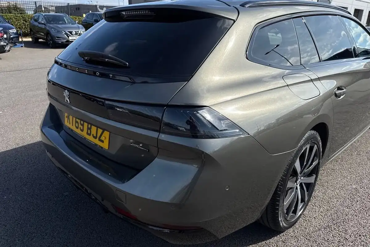 2020-peugeot-508-sw-20-bluehdi-gt-line-big-31