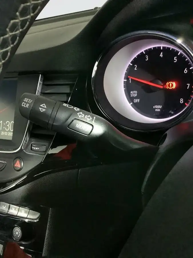 2019-vauxhall-astra-14i-16v-turbo-sri-vx-line-nav-ss-big-20