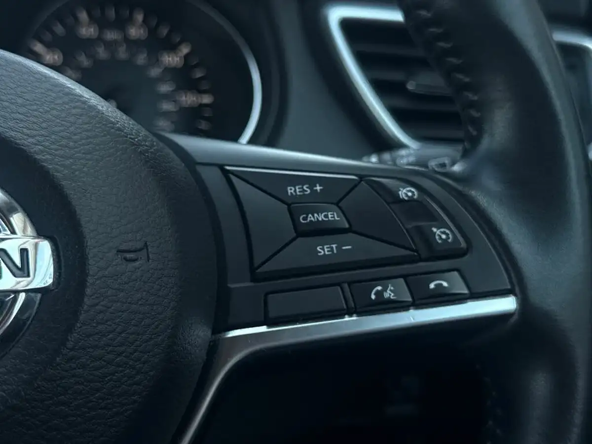 2017-nissan-qashqai-15dci-n-connecta-big-27