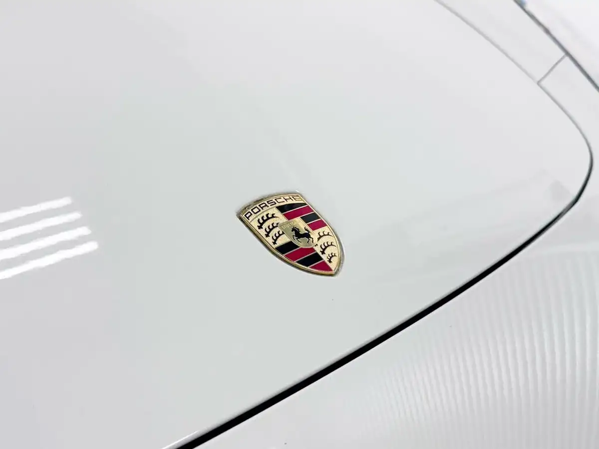 2018-porsche-panamera-29-v6-4-e-hybrid-sport-turismo-big-10