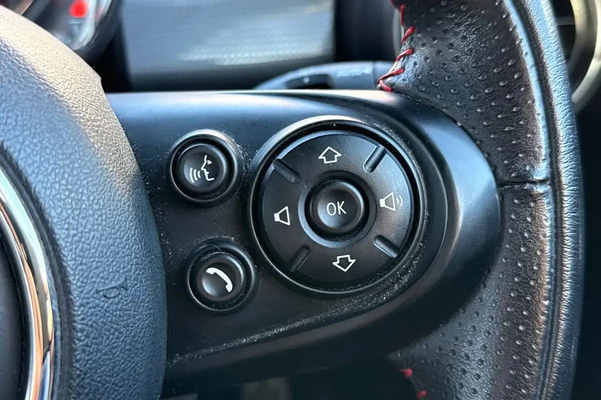 2019-mini-cooper-15-cooper-sport-ss-hatchback-5d-big-37