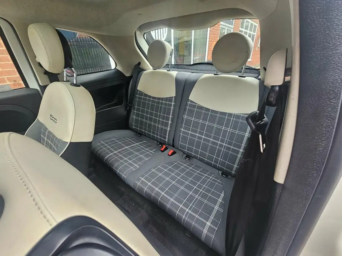 2018-fiat-500-12-lounge-big-18