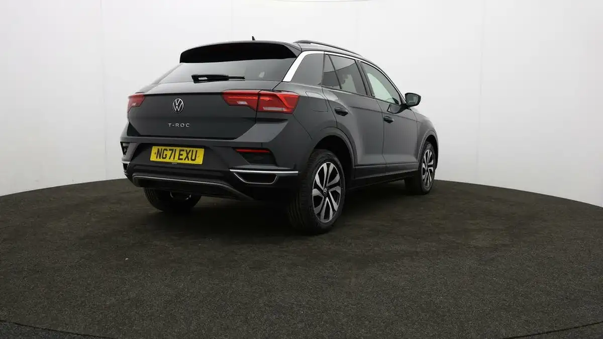 2022-volkswagen-t-roc-10-tsi-active-hatchback-5d-big-75