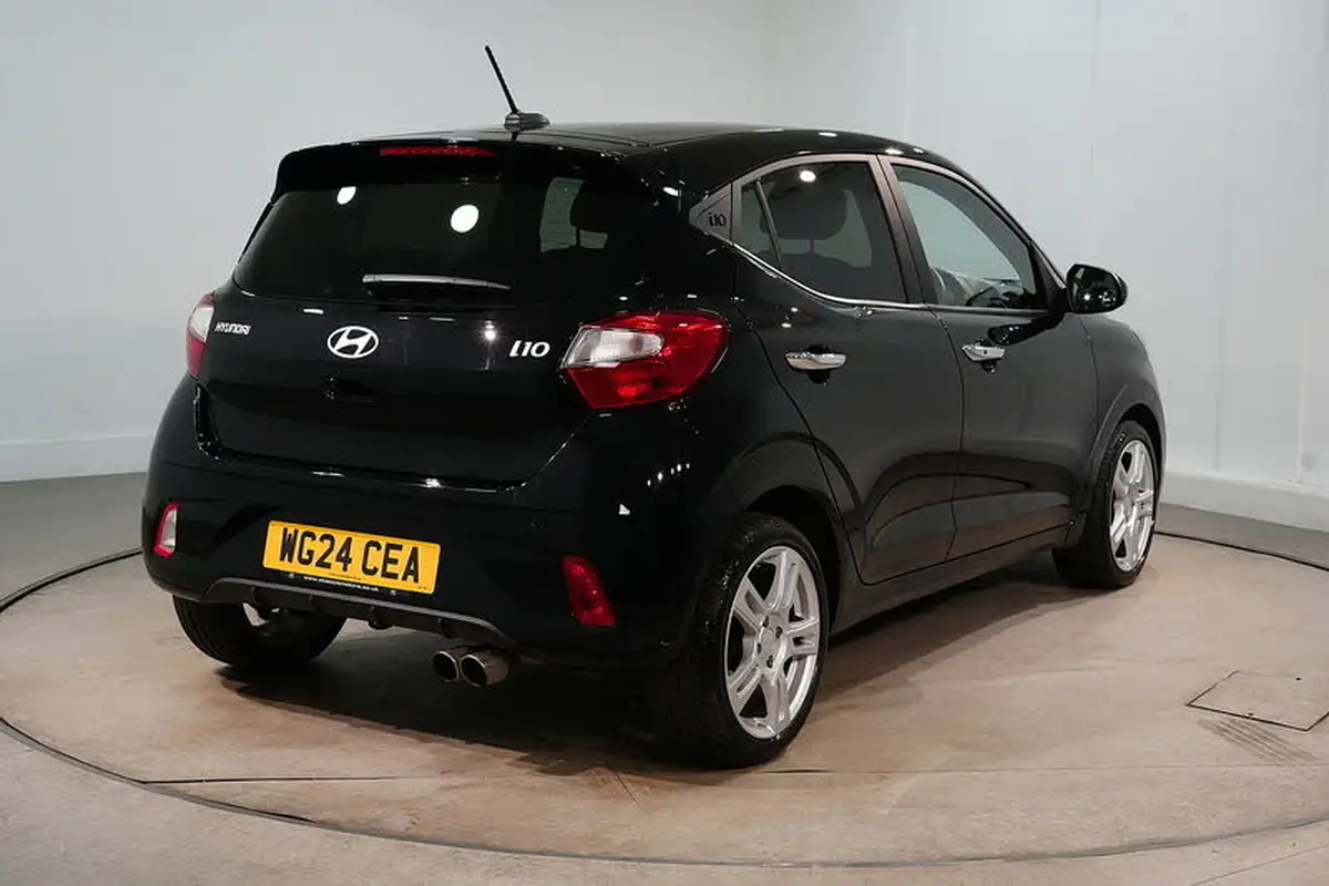 2024-hyundai-i10-12-premium-84ps-auto-big-10