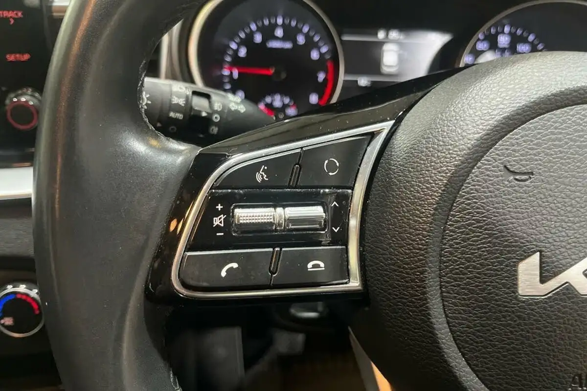 2021-kia-xceed-10-t-gdi-2-big-23