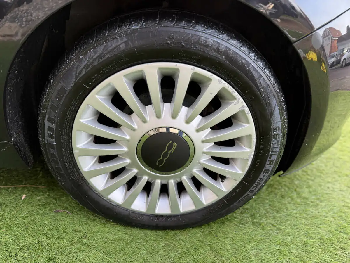 2010-fiat-500-09-lounge-twinair-ss-big-26