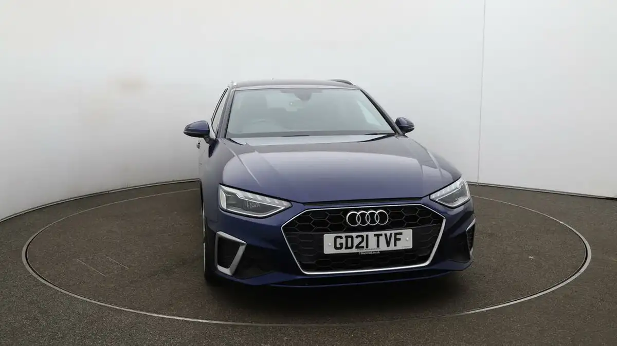 2021-audi-a4-avant-20-35-tdi-s-line-big-33