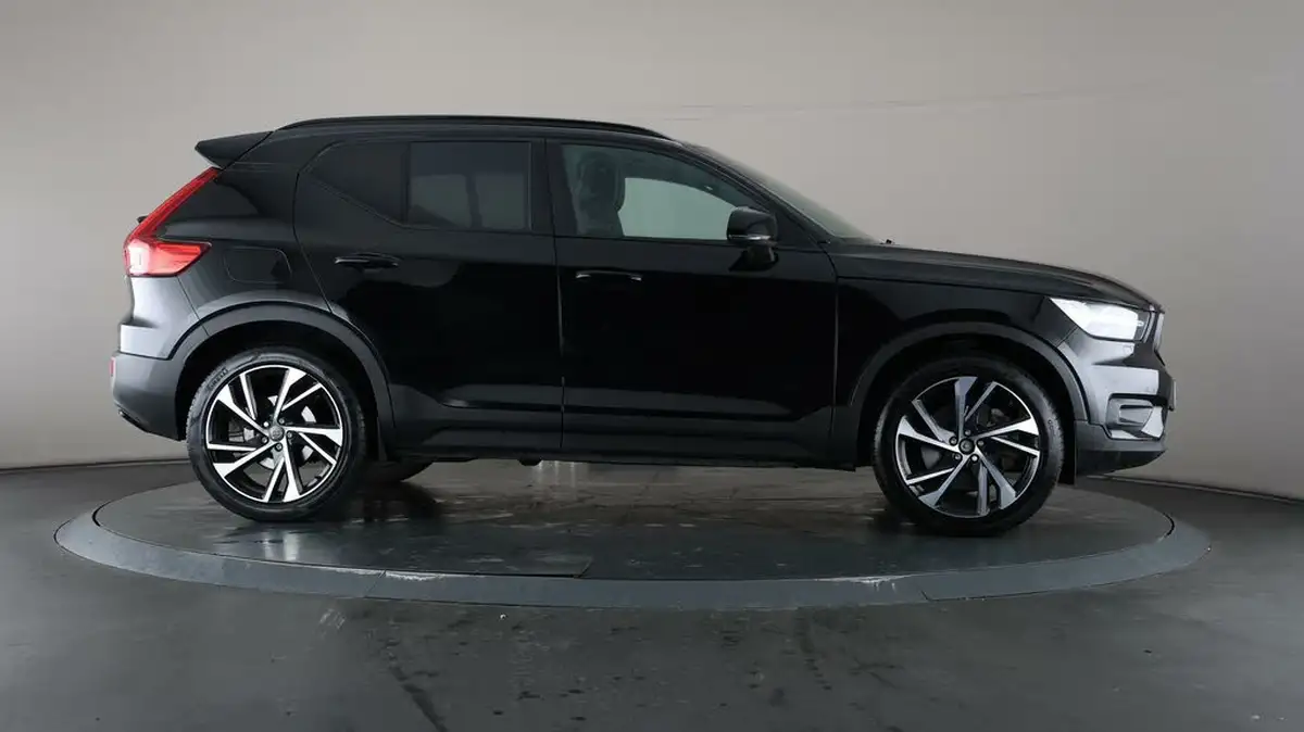 2021-volvo-xc40-15-t5-r-design-pro-262bhp-big-8
