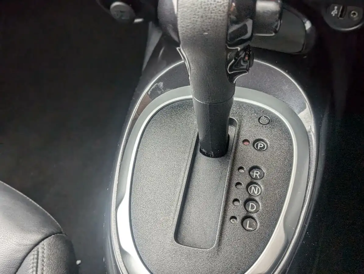 2015-nissan-juke-16-tekna-117ps-1598cc-xtronic-cvt-big-53
