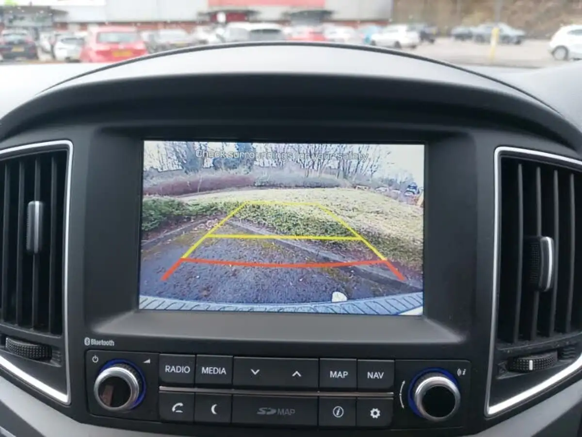 2019-hyundai-i800-25crdi-se-nav-136ps-big-14