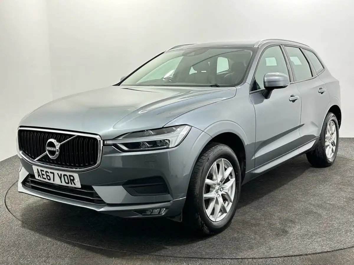 2017-volvo-xc60-20td-d4-momentum-pro-geartronic-big-2