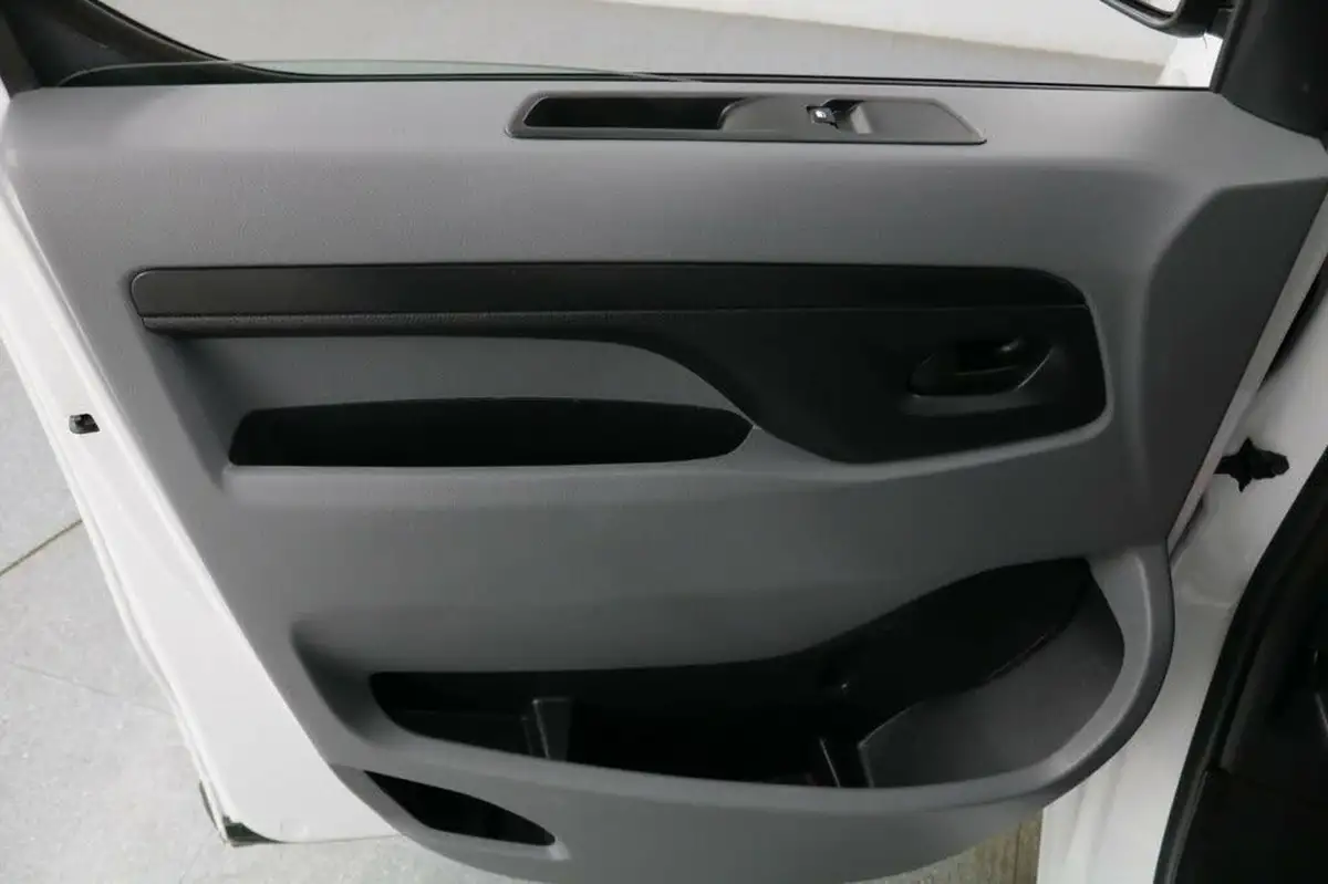 2021-peugeot-expert-e-professional-standard-75kwh-panel-big-64