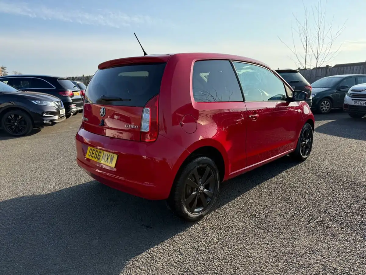 2017-skoda-citigo-10-colour-edition-3d-big-7