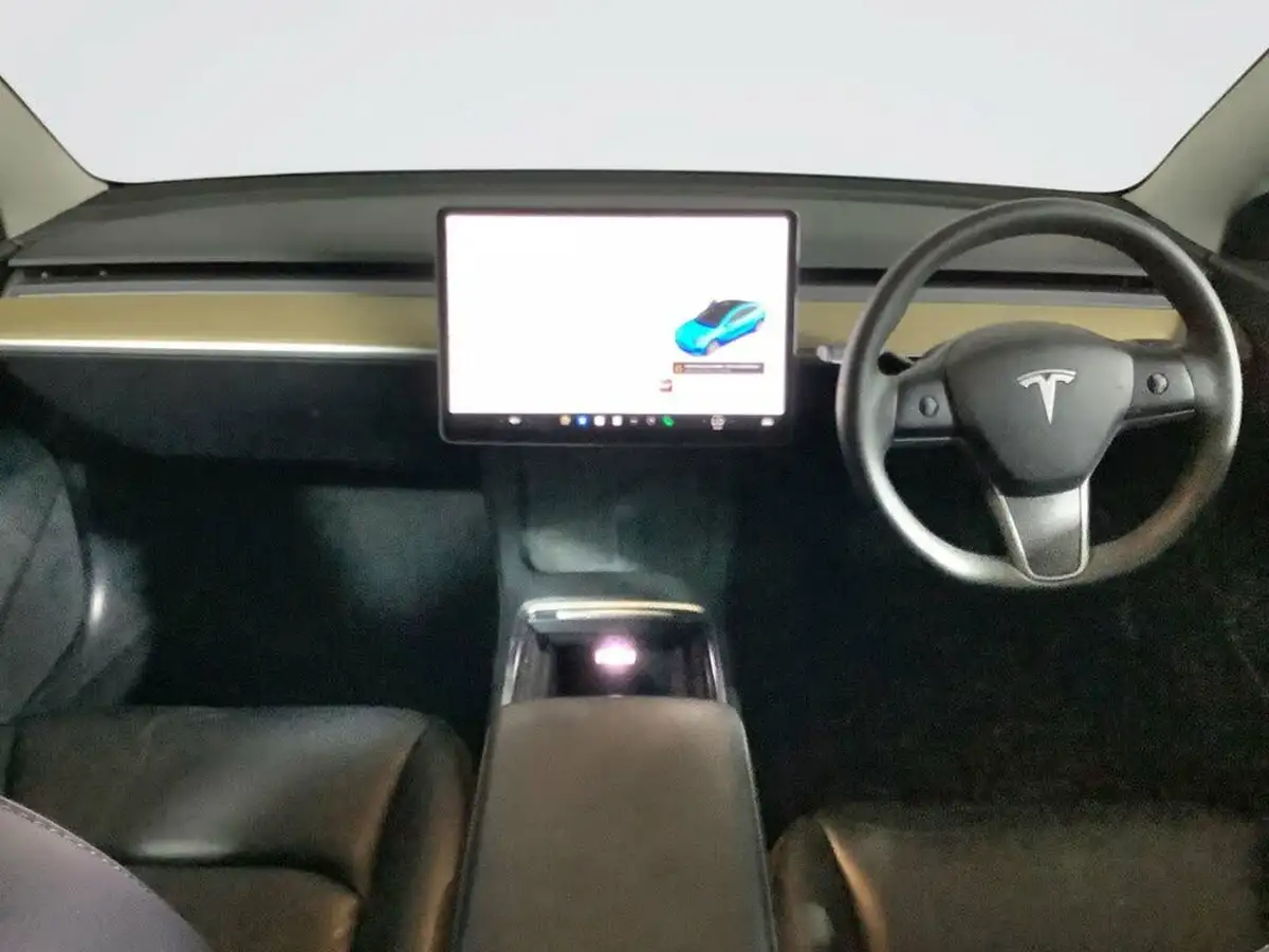 2021-tesla-model-3-e-standard-plus-big-1