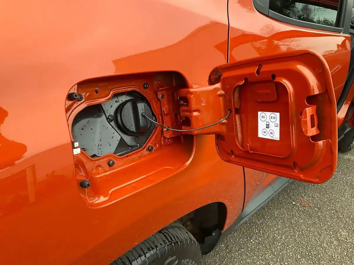 2022-dacia-duster-13-tce-prestige-150bhp-edc-big-27