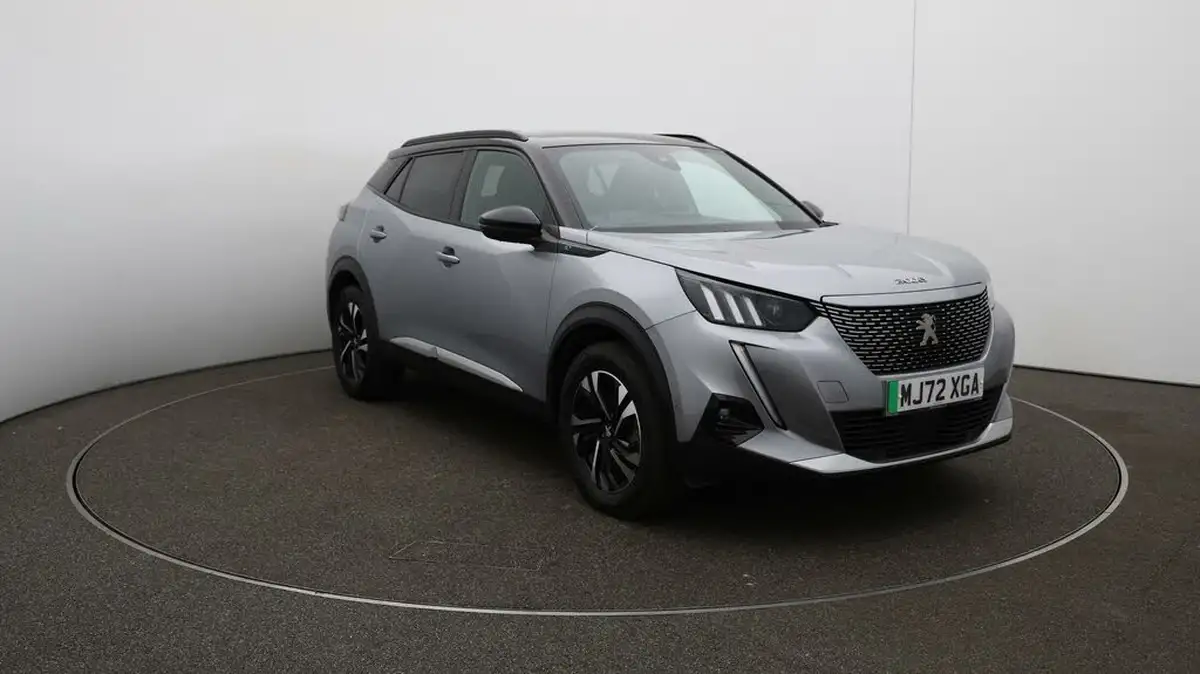 2021-peugeot-2008-suv-e-gt-big-37