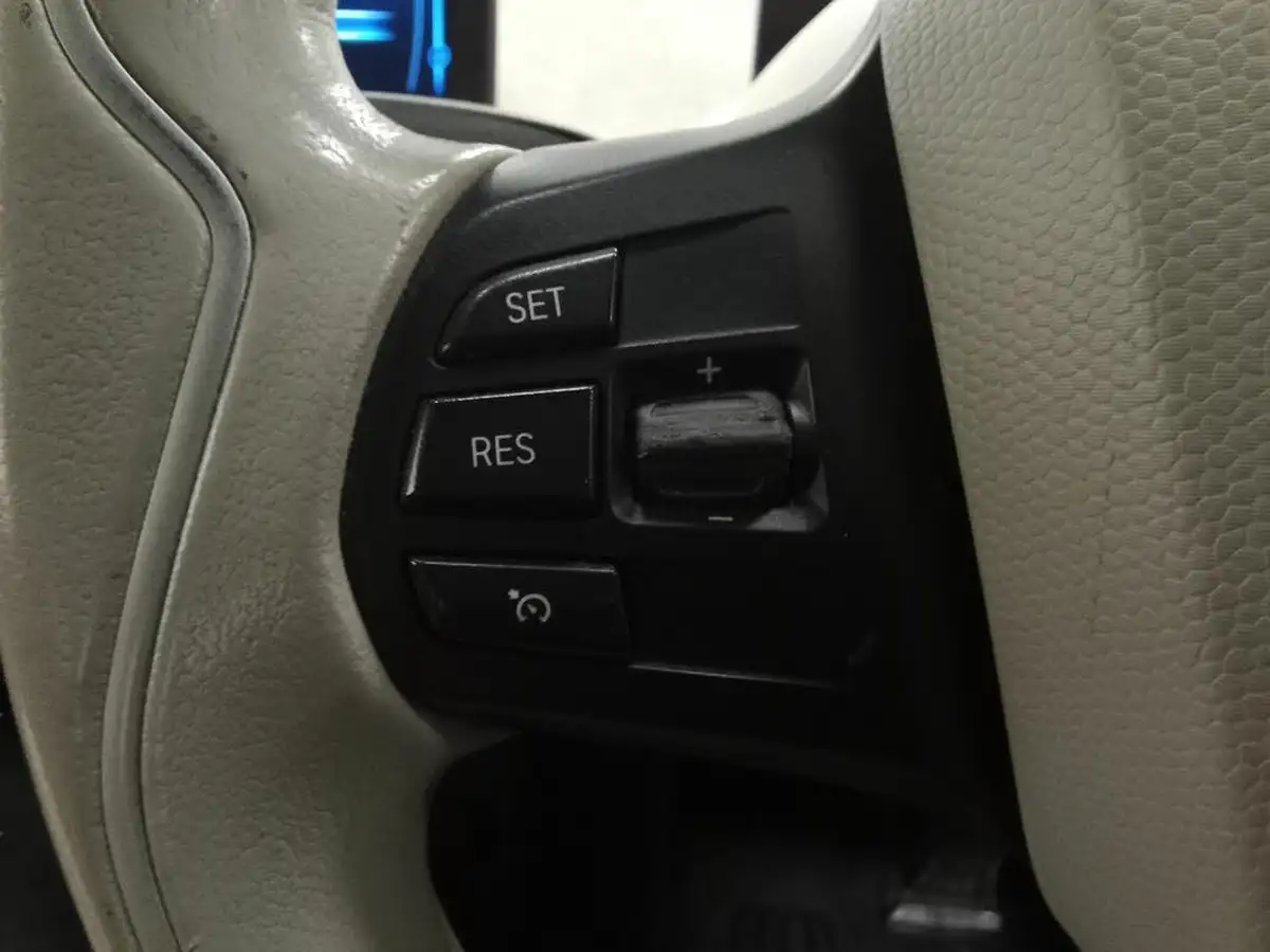 2016-bmw-i3-e-extended-range-big-25