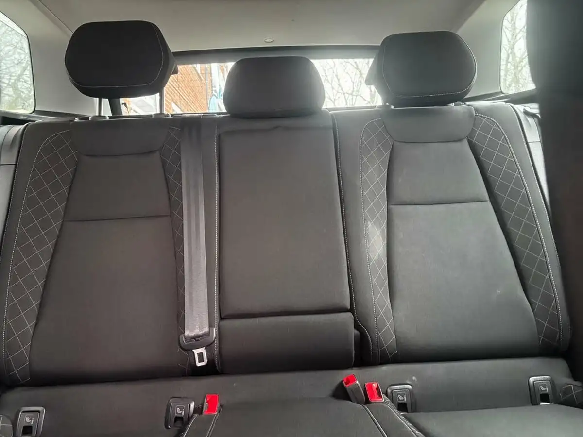 2020-skoda-karoq-15-tsi-se-technology-big-34