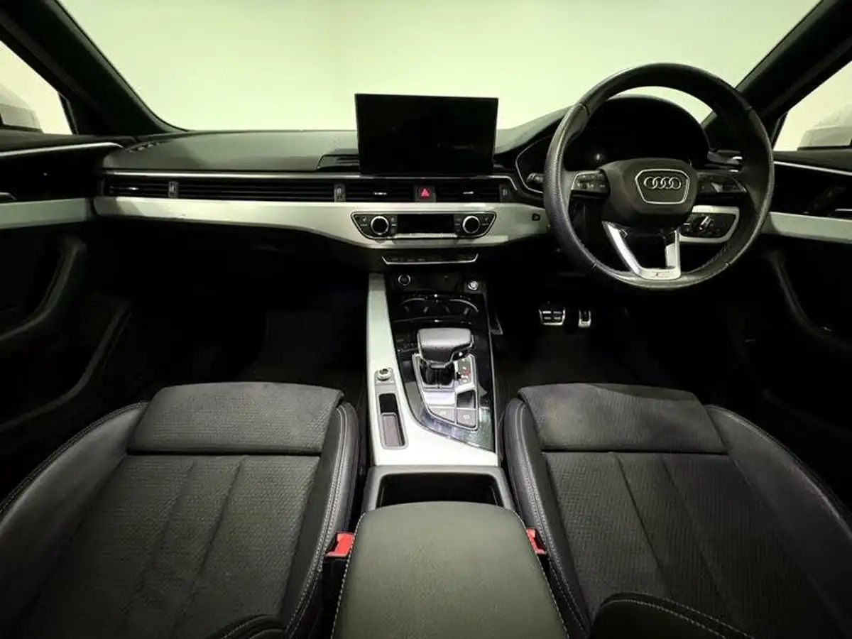 2022-audi-a4-avant-20-35-tdi-s-line-big-9