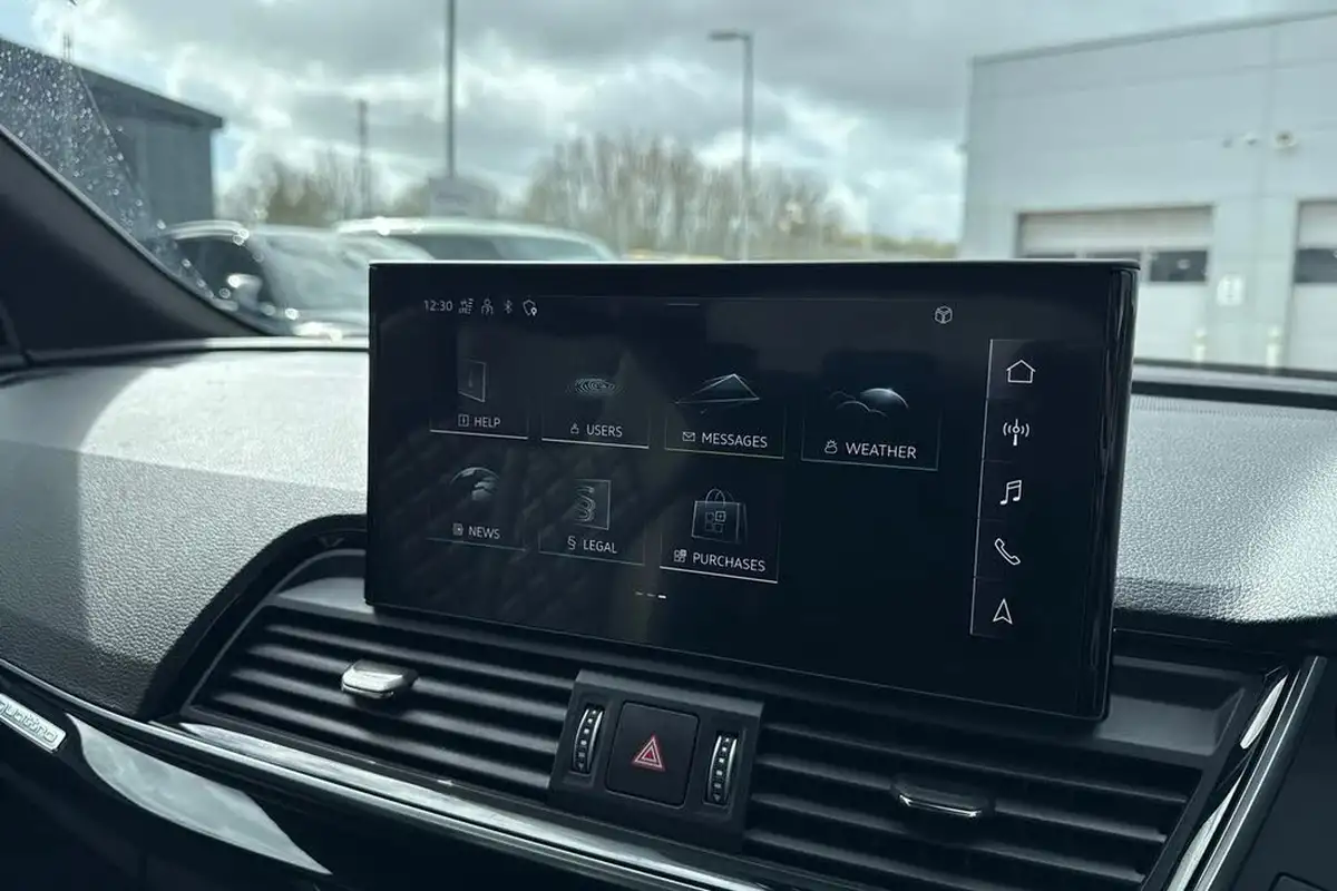 2022-audi-q5-20-45-tfsi-edition-1-sportback-big-54