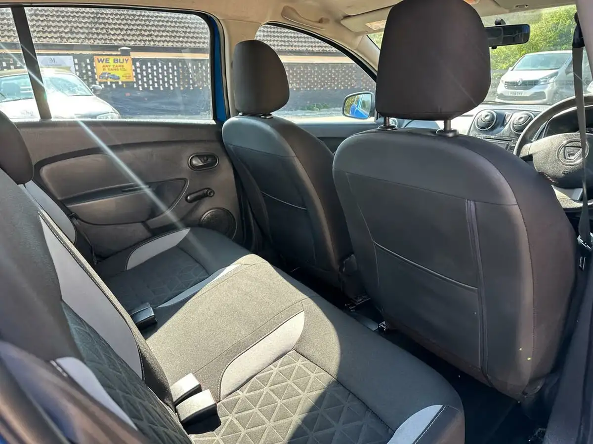 2015-dacia-sandero-stepway-15d-ambiance-big-36