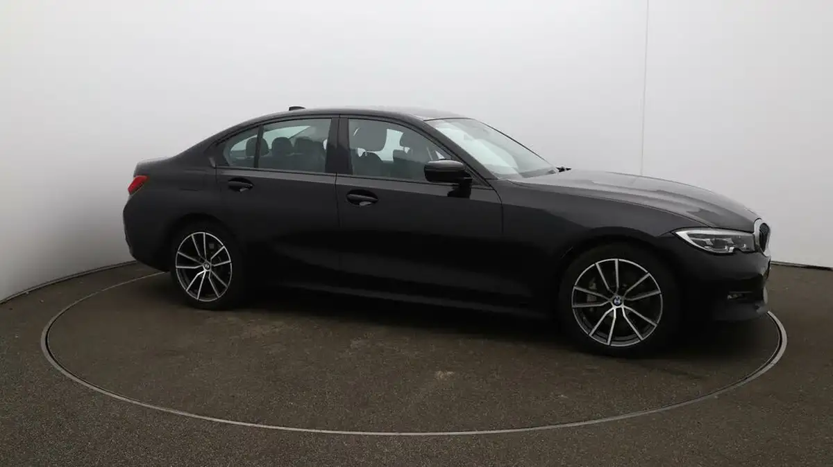 2020-bmw-3-series-big-37