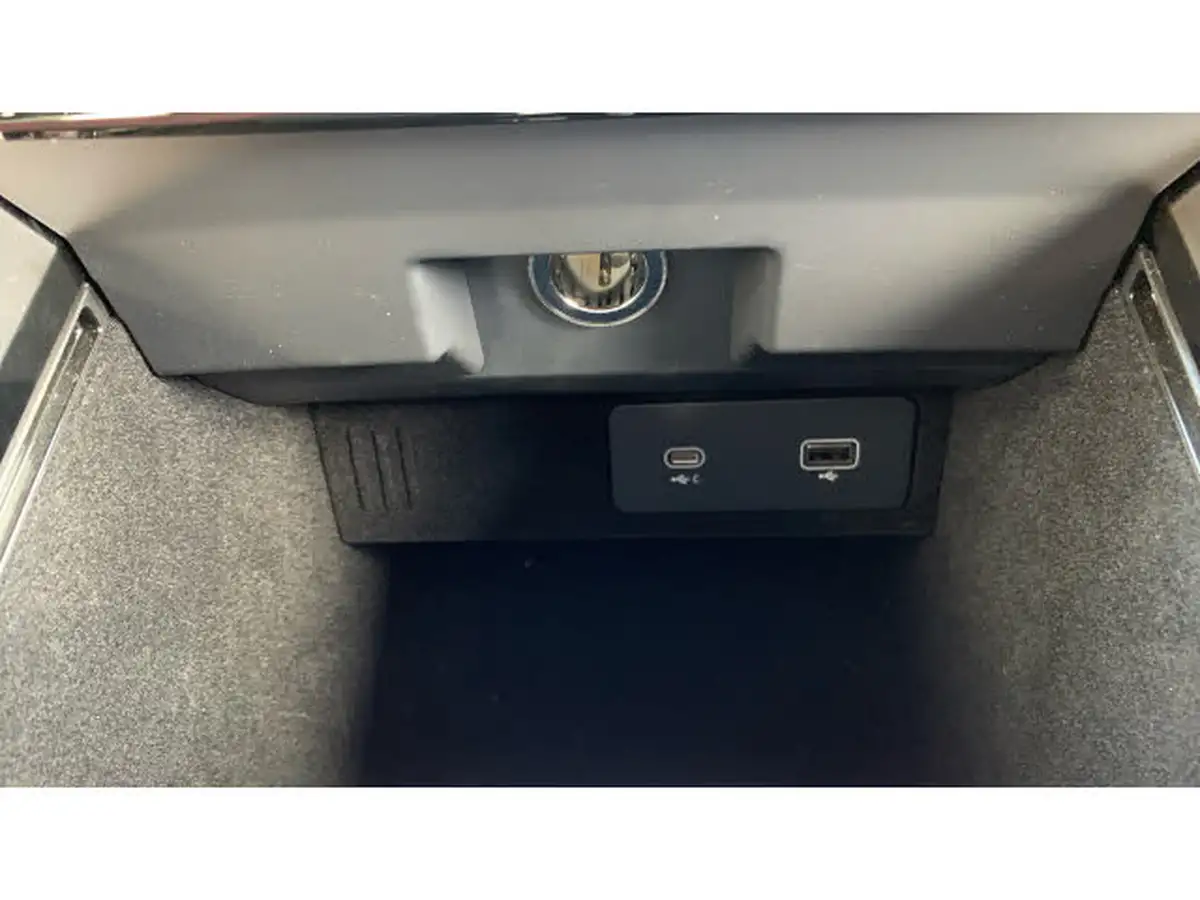 2024-land-rover-range-rover-sport-30-p550e-autobiography-big-22