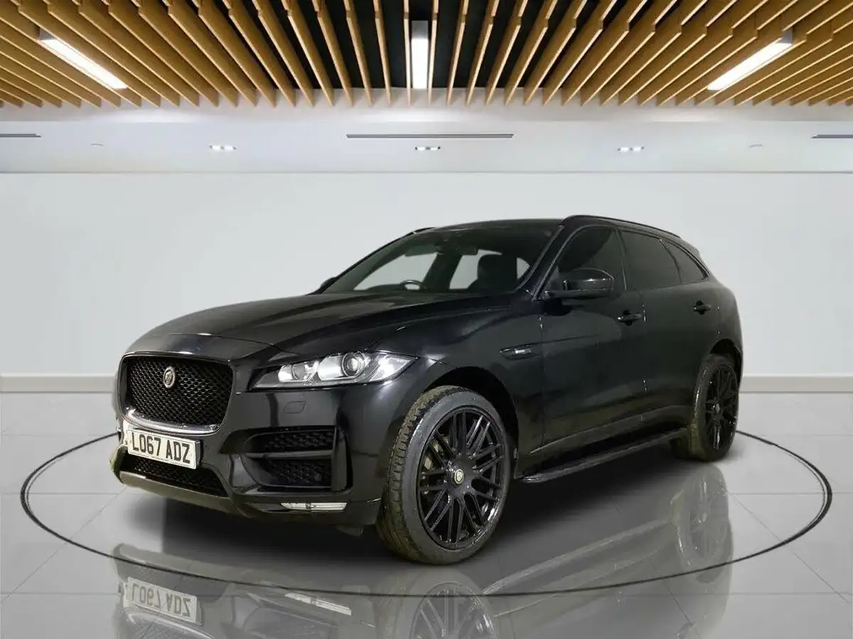 2017-jaguar-f-pace-20-i4d-r-sport-180ps-awd-ss-auto-big-3