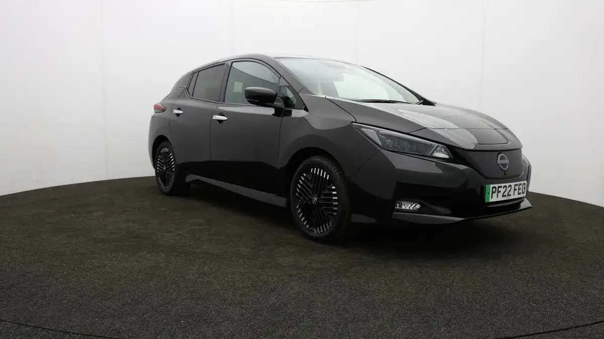 2022-nissan-leaf-e-tekna-39kwh-big-40