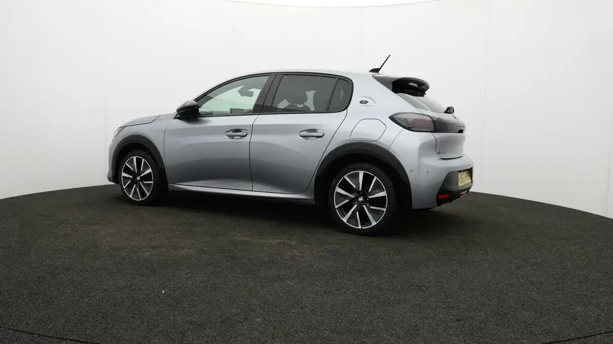 2021-peugeot-208-e-gt-premium-big-65