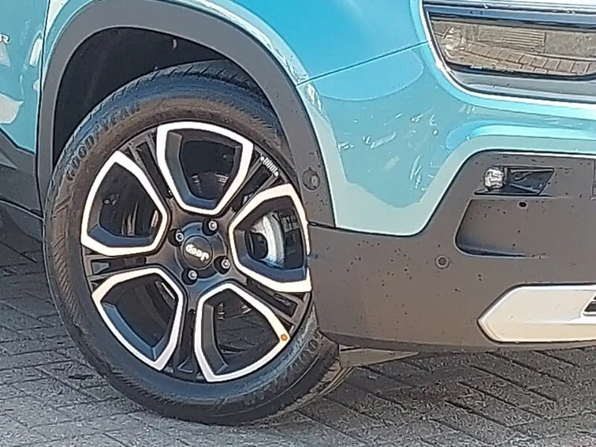 2025-jeep-avenger-12-gse-summit-big-8