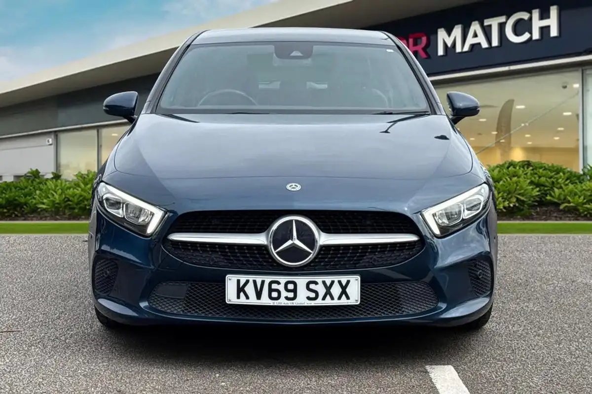 2019-mercedes-benz-a-class-15d-a180d-sport-executive-hatchback-5d-7g-dct-big-5