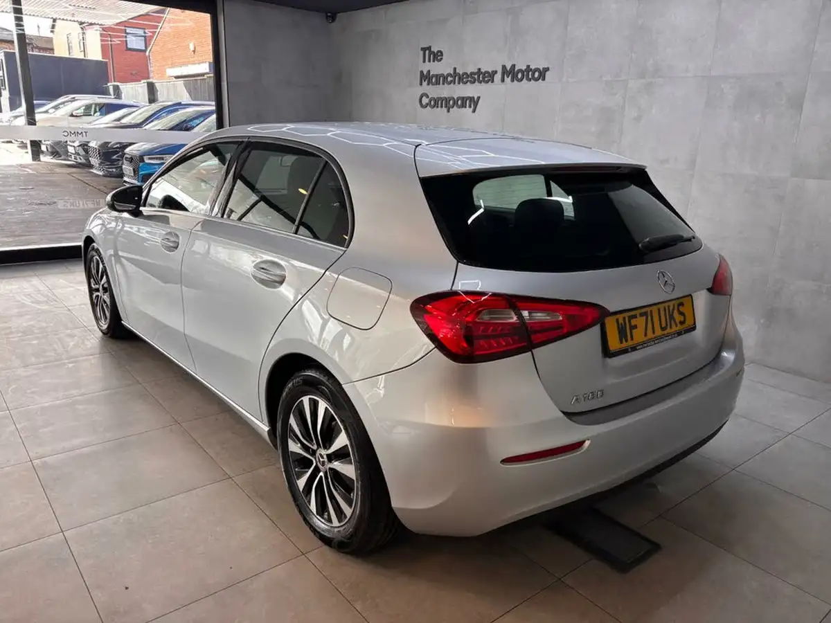 2021-mercedes-benz-a-class-13-a180-se-big-2