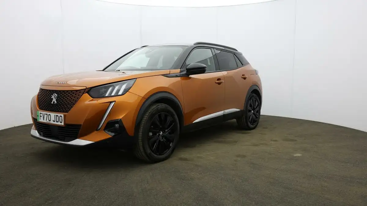 2020-peugeot-2008-suv-e-gt-big-36