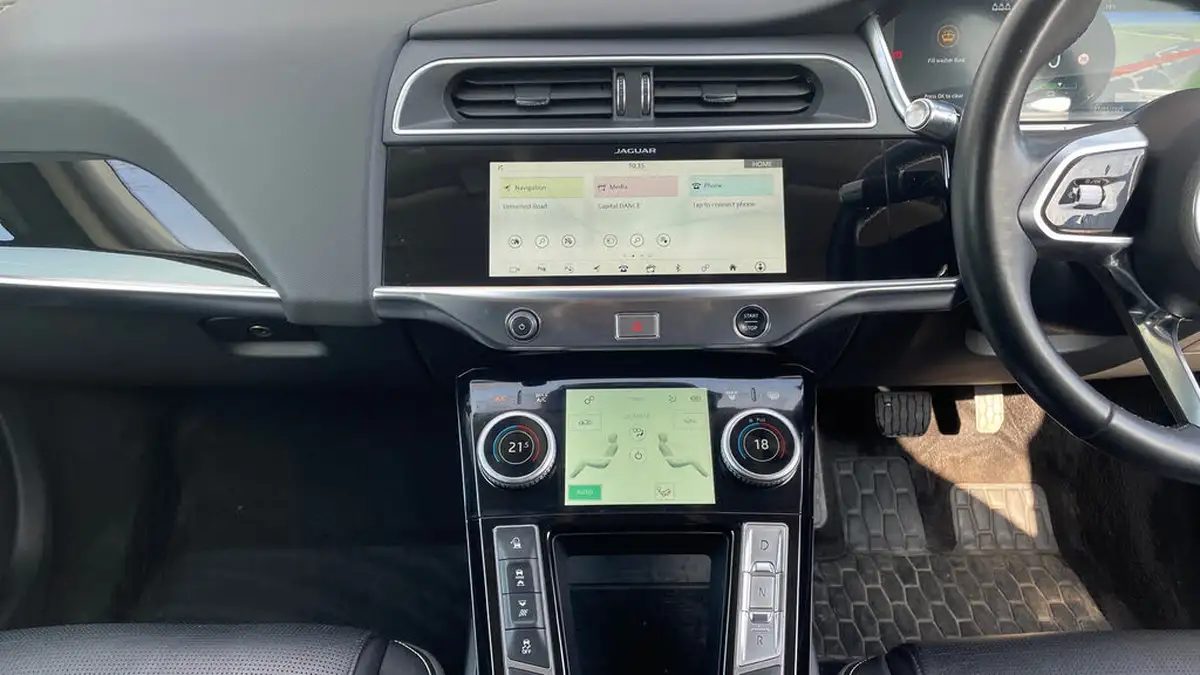 2019-jaguar-i-pace-ev400-se-big-11